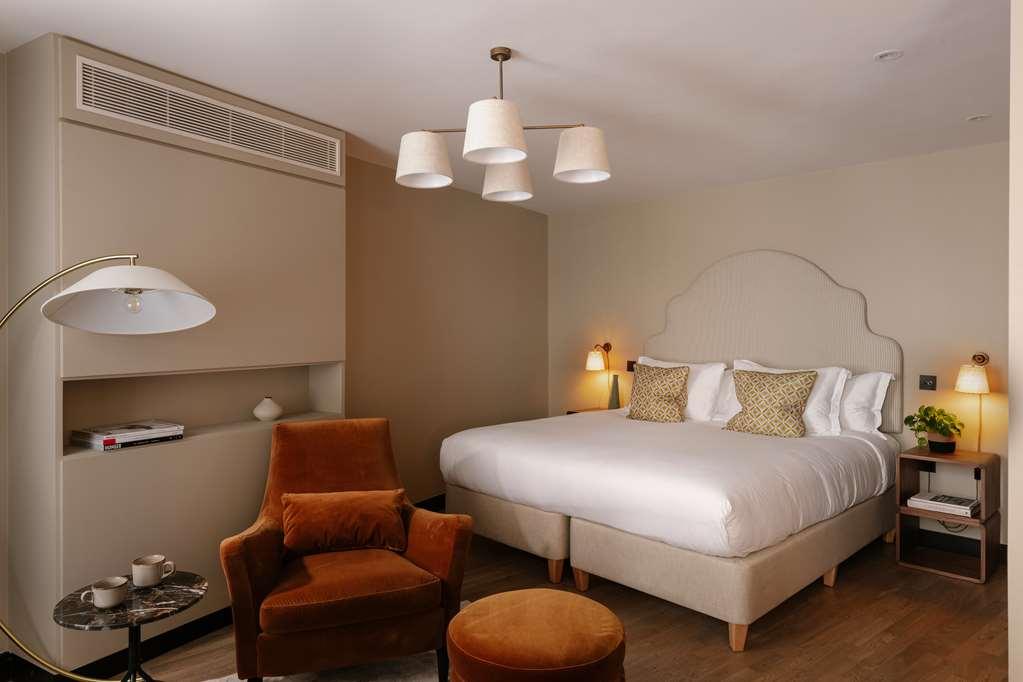 Native Kings Wardrobe Hotel London Room photo